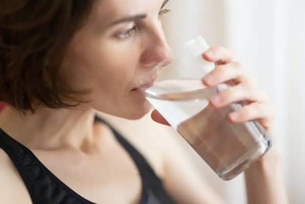 drinking more water to lose weight