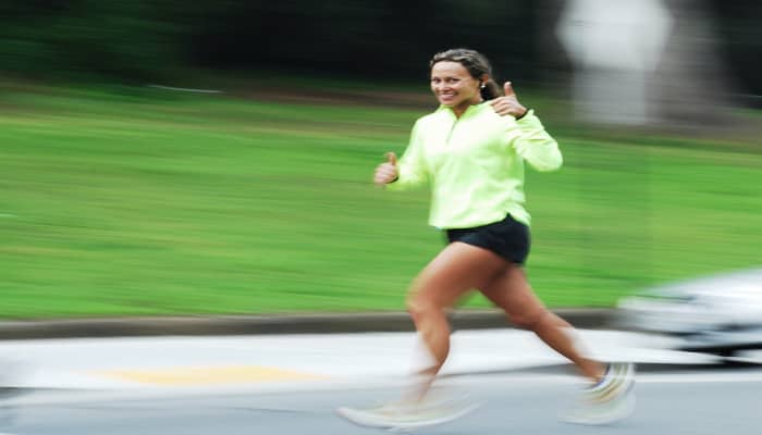 woman running for exercise to really help anxiety